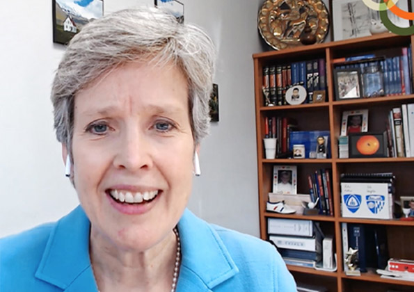 Image of Dr. Nancy Holekamp. Click to play video.